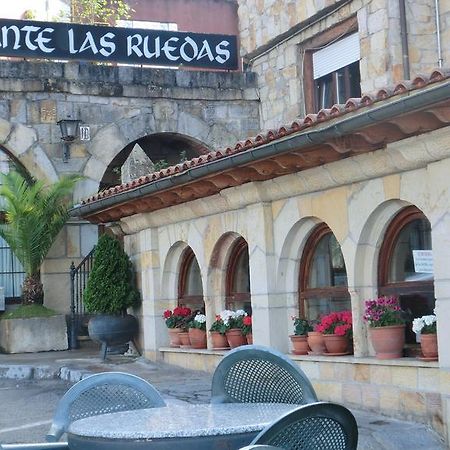Hotel Las Ruedas Laredo Esterno foto