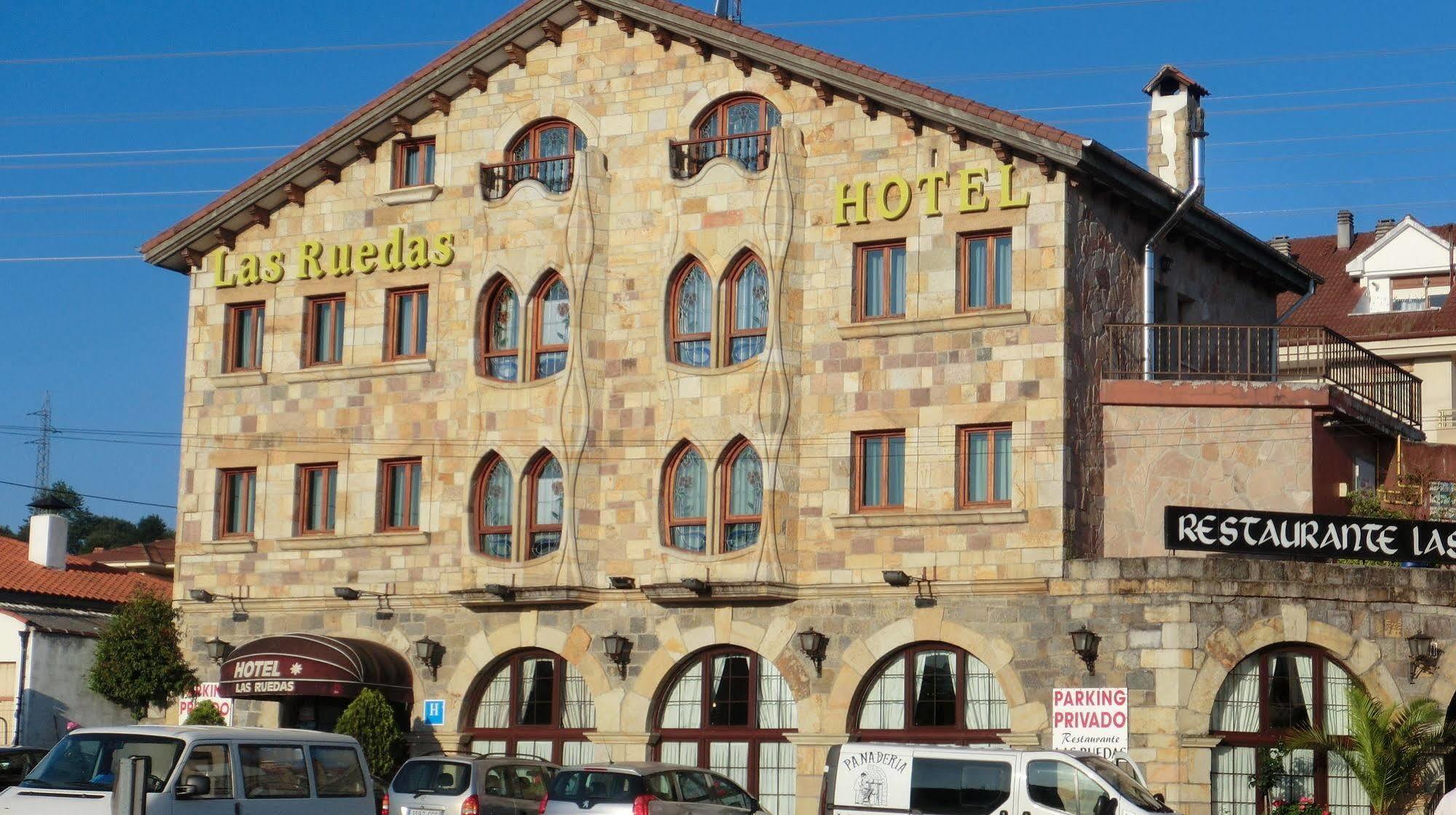 Hotel Las Ruedas Laredo Esterno foto