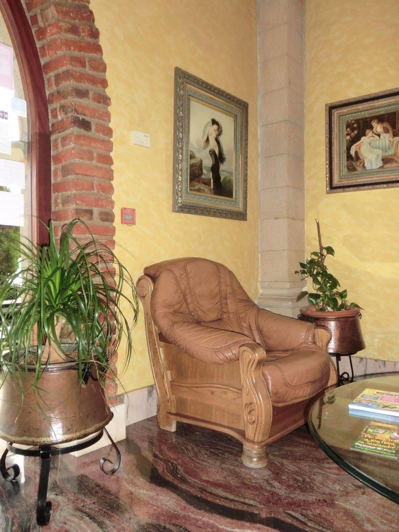 Hotel Las Ruedas Laredo Esterno foto